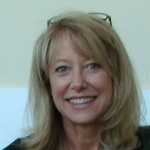 Meet your Posher, Dana